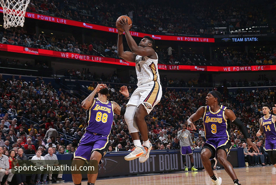 资深用户复盘：从快船鹈鹕大逆转，看华体汇体育平台如何革新观赛分析